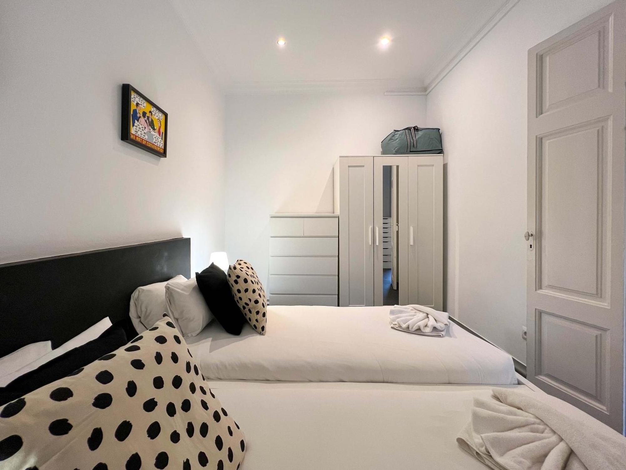 Stay Unique Apartments Cent 바르셀로나 외부 사진